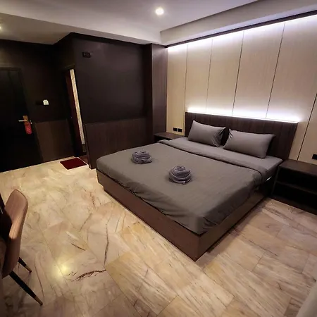 Max Residence Pattaya Room photo